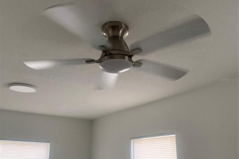 Casa en venta en Orlando, Florida, 3 dormitorios, 115.94 m2 № 2198107 - foto 12