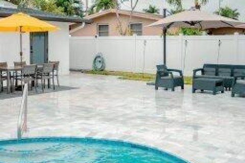 House in Fort Lauderdale, Florida 3 bedrooms, 86.96 sq.m. № 2084020 - photo 11