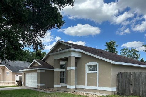House in Kissimmee, Florida 4 bedrooms, 167.78 sq.m. № 2304743