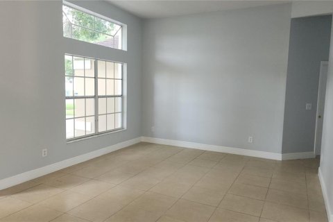Villa ou maison à vendre à Kissimmee, Floride: 4 chambres, 167.78 m2 № 2304743 - photo 9