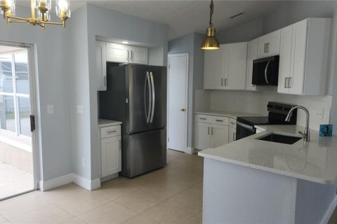 Villa ou maison à vendre à Kissimmee, Floride: 4 chambres, 167.78 m2 № 2304743 - photo 5