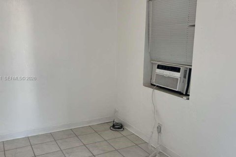 Villa ou maison à louer à Fort Lauderdale, Floride: 1 chambre № 2029445 - photo 12