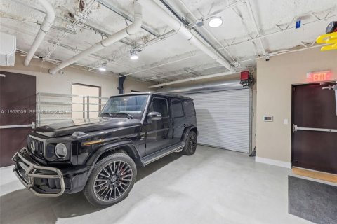 Купить коммерческую недвижимость в Корал-Гейблс, Флорида № 2008133 - фото 30