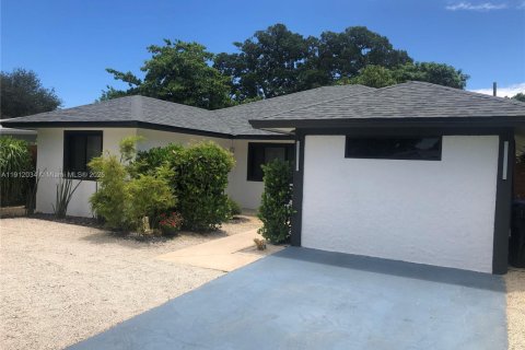 Villa ou maison à Fort Lauderdale, Floride 3 chambres, 131.64 m2 № 2013808