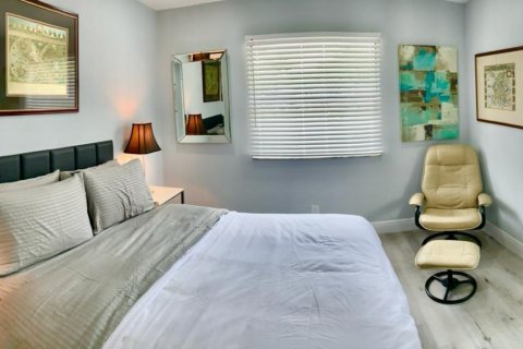 Villa ou maison à louer à Fort Lauderdale, Floride: 3 chambres, 131.64 m2 № 2013808 - photo 11