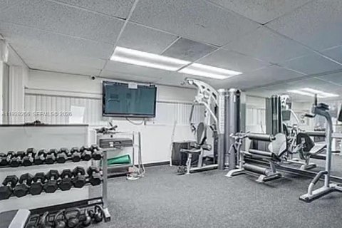 Купить кондоминиум в Форт-Лодердейл, Флорида 1 спальня, 80.82м2, № 1995964 - фото 12