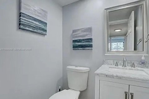 Купить кондоминиум в Форт-Лодердейл, Флорида 1 спальня, 80.82м2, № 1995964 - фото 26