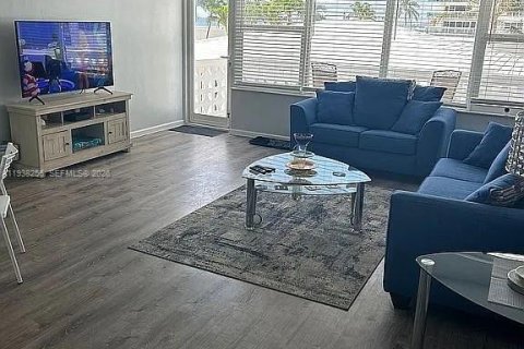 Купить кондоминиум в Форт-Лодердейл, Флорида 1 спальня, 80.82м2, № 1995964 - фото 16