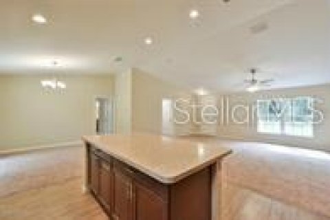 House in Ocala, Florida 3 bedrooms, 144.74 sq.m. № 1886333 - photo 13