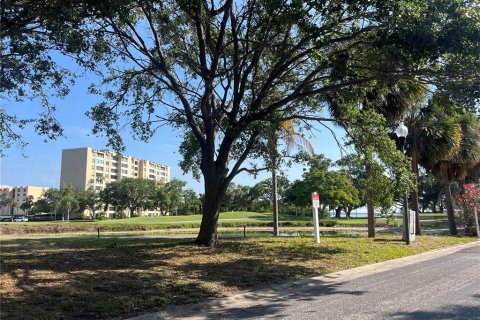 Apartment in Clearwater, Florida 2 bedrooms, 97.55 sq.m. № 1736836 - photo 1
