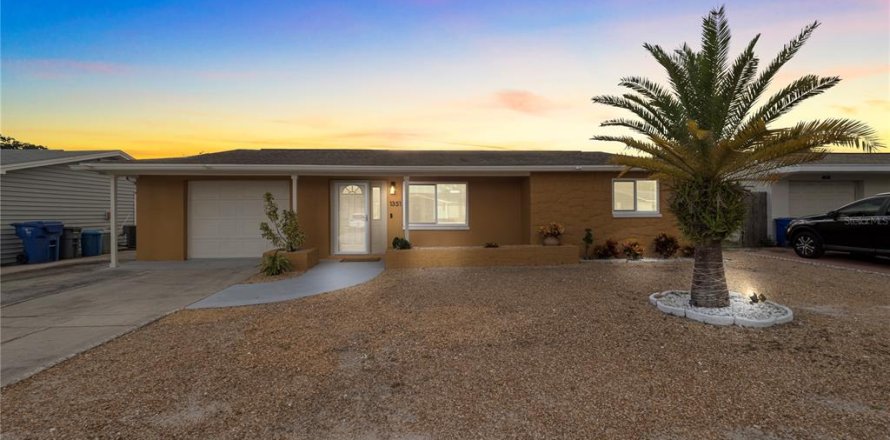 Casa en Holiday, Florida 3 dormitorios, 100.24 m2 № 1902832