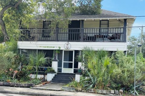 Commercial property in Saint Petersburg, Florida 20 bedrooms, 234.11 sq.m. № 2299717