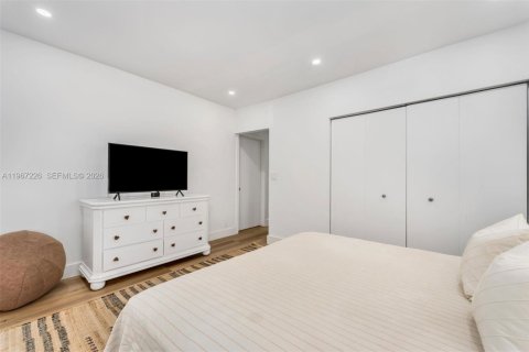 Купить виллу или дом в Майами, Флорида 2 спальни, 148.46м2, № 2032348 - фото 13