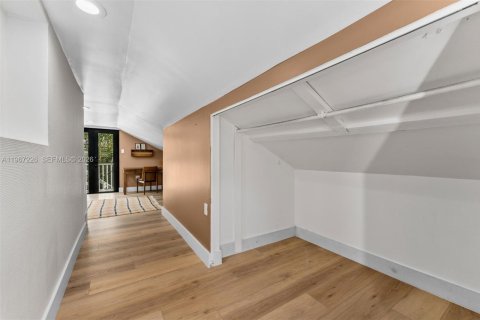 Купить виллу или дом в Майами, Флорида 2 спальни, 148.46м2, № 2032348 - фото 22