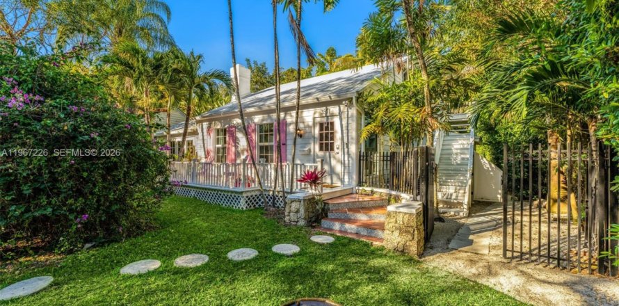 Дом в Майами, Флорида 2 спальни, 148.46м2 № 2032348