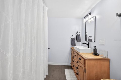 House in Holiday, Florida 3 bedrooms, 132.11 sq.m. № 2396230 - photo 29