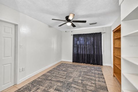 House in Holiday, Florida 3 bedrooms, 132.11 sq.m. № 2396230 - photo 6