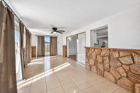 House in Holiday, Florida 3 bedrooms, 132.11 sq.m. № 2396230 - photo 5