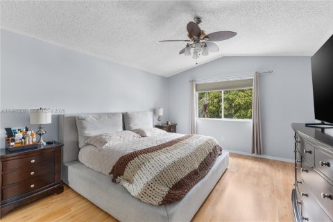 Villa ou maison à vendre à Pembroke Pines, Floride: 4 chambres, 205.87 m2 № 2066187 - photo 24