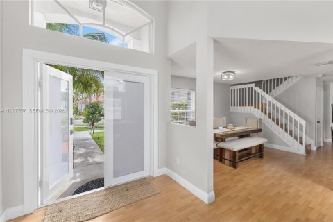 Villa ou maison à vendre à Pembroke Pines, Floride: 4 chambres, 205.87 m2 № 2066187 - photo 8