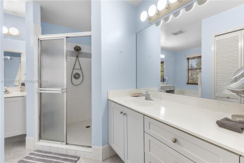 Villa ou maison à vendre à Pembroke Pines, Floride: 4 chambres, 205.87 m2 № 2066187 - photo 26