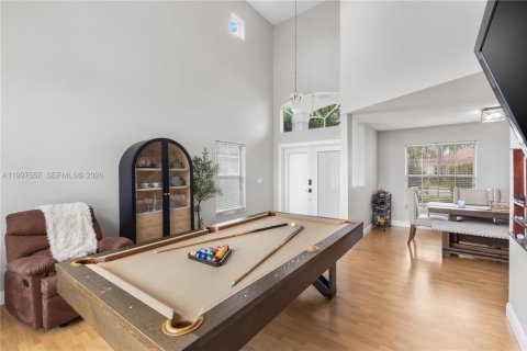 Villa ou maison à vendre à Pembroke Pines, Floride: 4 chambres, 205.87 m2 № 2066187 - photo 9