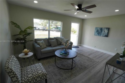 Casa en venta en Vero Beach, Florida, 3 dormitorios, 87.33 m2 № 2006276 - foto 6