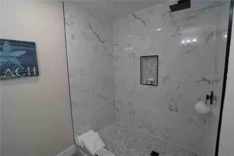 Casa en venta en Vero Beach, Florida, 3 dormitorios, 87.33 m2 № 2006276 - foto 18