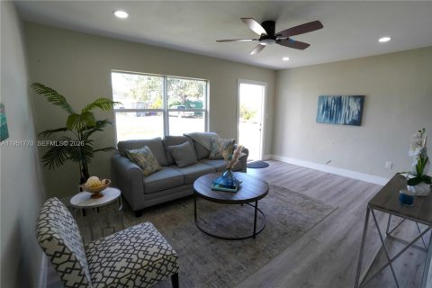 Casa en venta en Vero Beach, Florida, 3 dormitorios, 87.33 m2 № 2006276 - foto 5