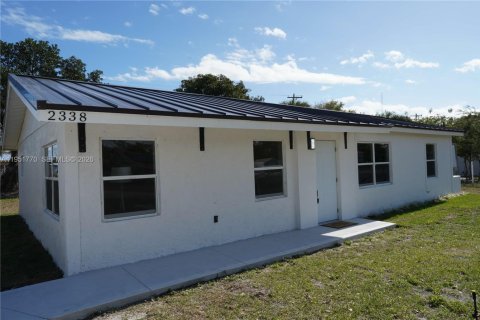 Casa en venta en Vero Beach, Florida, 3 dormitorios, 87.33 m2 № 2006276 - foto 4