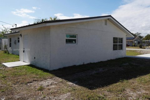 Casa en venta en Vero Beach, Florida, 3 dormitorios, 87.33 m2 № 2006276 - foto 27