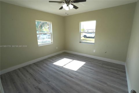 Casa en venta en Vero Beach, Florida, 3 dormitorios, 87.33 m2 № 2006276 - foto 21