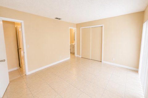Copropriété à louer à Coral Springs, Floride: 3 chambres, 102.19 m2 № 2274344 - photo 11