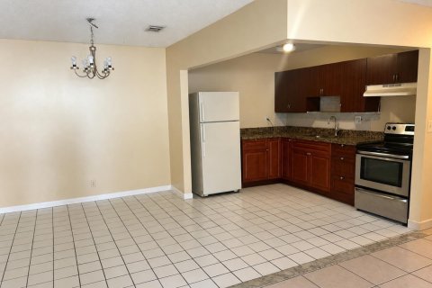 Copropriété à louer à Coral Springs, Floride: 3 chambres, 102.19 m2 № 2274344 - photo 8