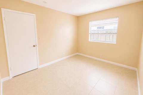 Copropriété à louer à Coral Springs, Floride: 3 chambres, 102.19 m2 № 2274344 - photo 17