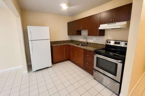 Copropriété à louer à Coral Springs, Floride: 3 chambres, 102.19 m2 № 2274344 - photo 9