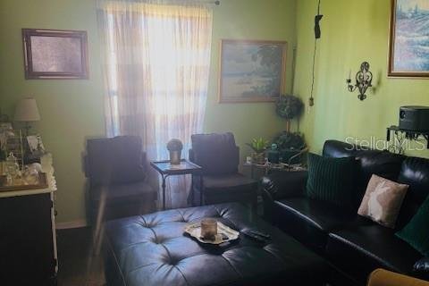 House in Poinciana, Florida 3 bedrooms, 115.2 sq.m. № 1773847 - photo 9