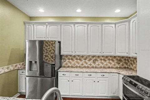 Touwnhouse à vendre à Clermont, Floride: 3 chambres, 190.82 m2 № 2411453 - photo 9