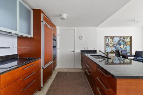 Copropriété à vendre à Hallandale Beach, Floride: 1 chambre, 80.92 m2 № 2088459 - photo 4