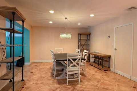 Villa ou maison à louer à Oakland Park, Floride: 3 chambres, 192.4 m2 № 1963775 - photo 16