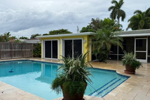 Villa ou maison à louer à Oakland Park, Floride: 3 chambres, 192.4 m2 № 1963775 - photo 1