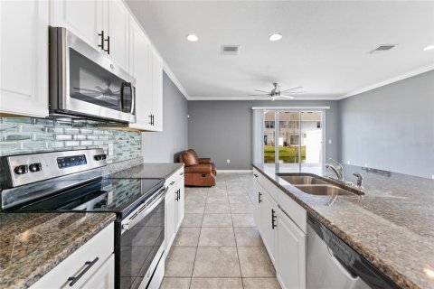 Townhouse in Riverview, Florida 3 bedrooms, 146.41 sq.m. № 1866481 - photo 11