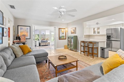 Casa en venta en Sarasota, Florida, 3 dormitorios, 206.15 m2 № 1894183 - foto 12