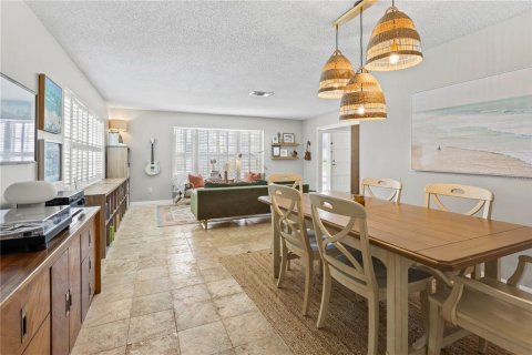 Casa en venta en Sarasota, Florida, 3 dormitorios, 206.15 m2 № 1894183 - foto 9