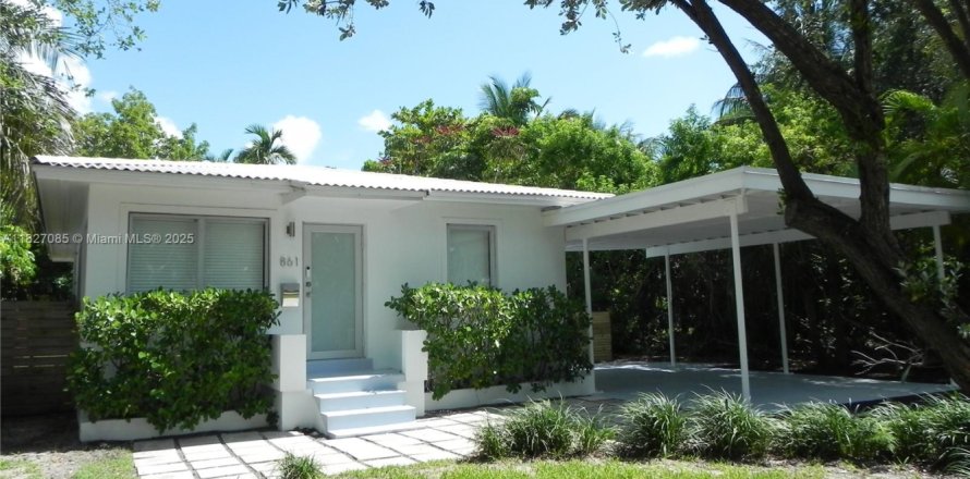 Casa en Miami, Florida 3 dormitorios, 114.55 m2 № 1799516