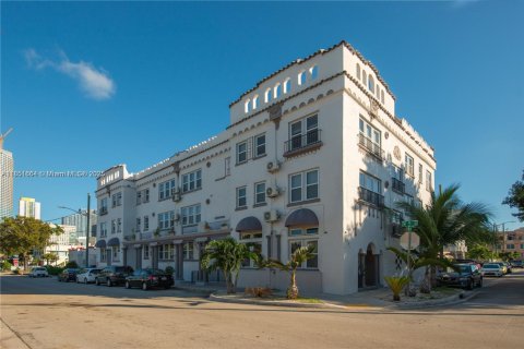 Снять в аренду квартиру в Майами, Флорида 1 спальня, № 1958368 - фото 22