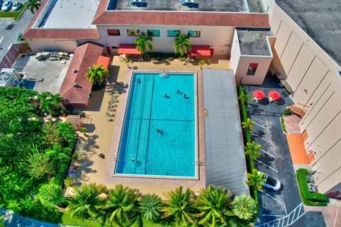 Copropriété à vendre à Boca Raton, Floride: 2 chambres, 78.04 m2 № 2187510 - photo 25