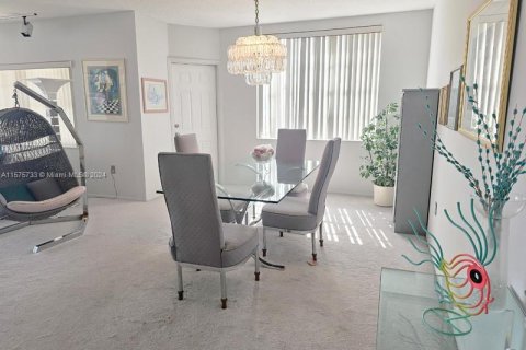Condominio en venta en Hallandale Beach, Florida, 3 dormitorios, 161.65 m2 № 1728818 - foto 9