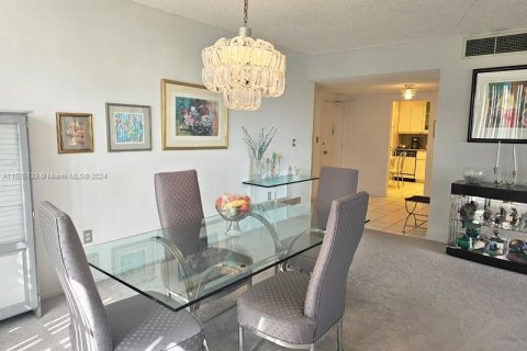 Condominio en venta en Hallandale Beach, Florida, 3 dormitorios, 161.65 m2 № 1728818 - foto 10