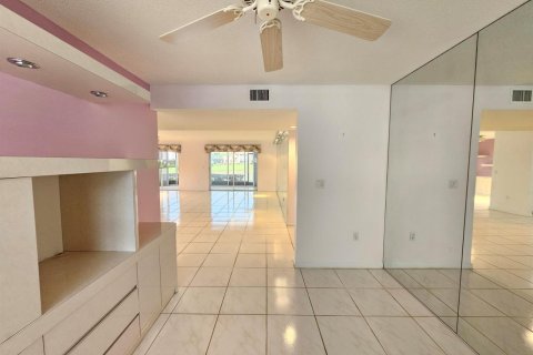 Condominio en venta en Boynton Beach, Florida, 3 dormitorios, 150.13 m2 № 2244939 - foto 13